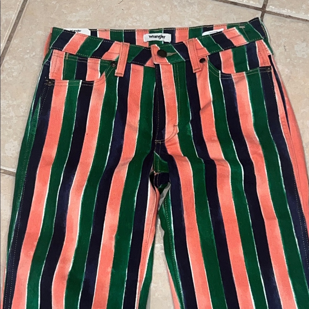 Wrangler Flare Wanderer 622 NWT - Picture 4 of 11